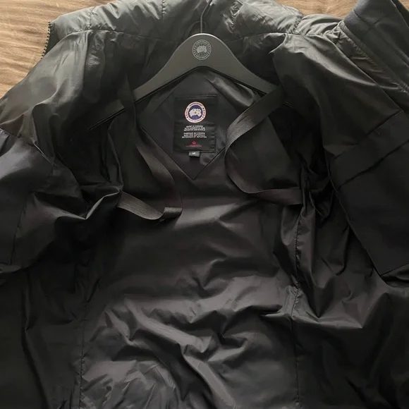 Navy blue Canada goose Lorette Parka - Picture 9 of 11